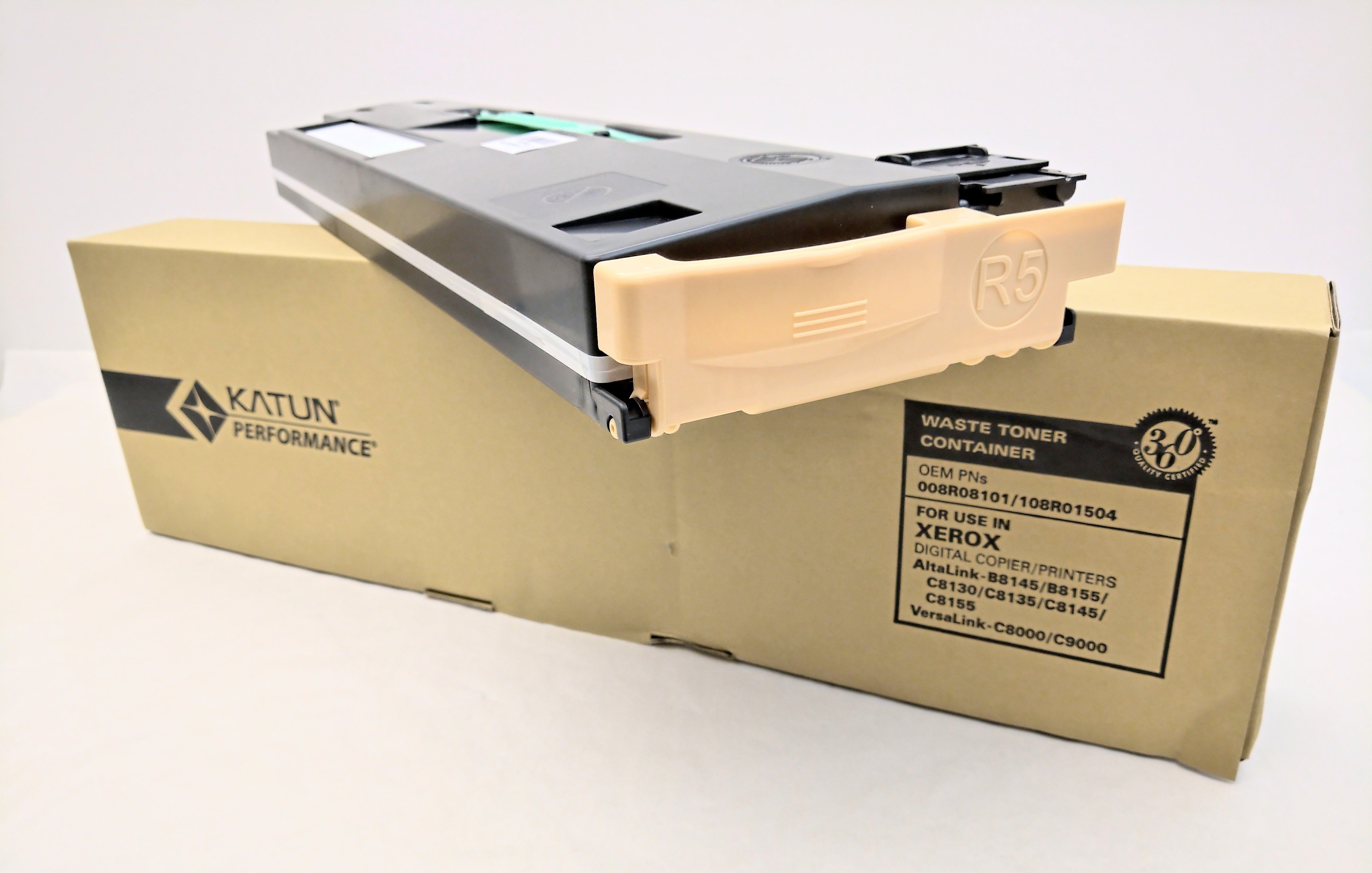 Xerox VersaLink C8000 Hukkavärisäiliö Katun 108R01504